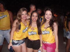 Oktober 10 Anos